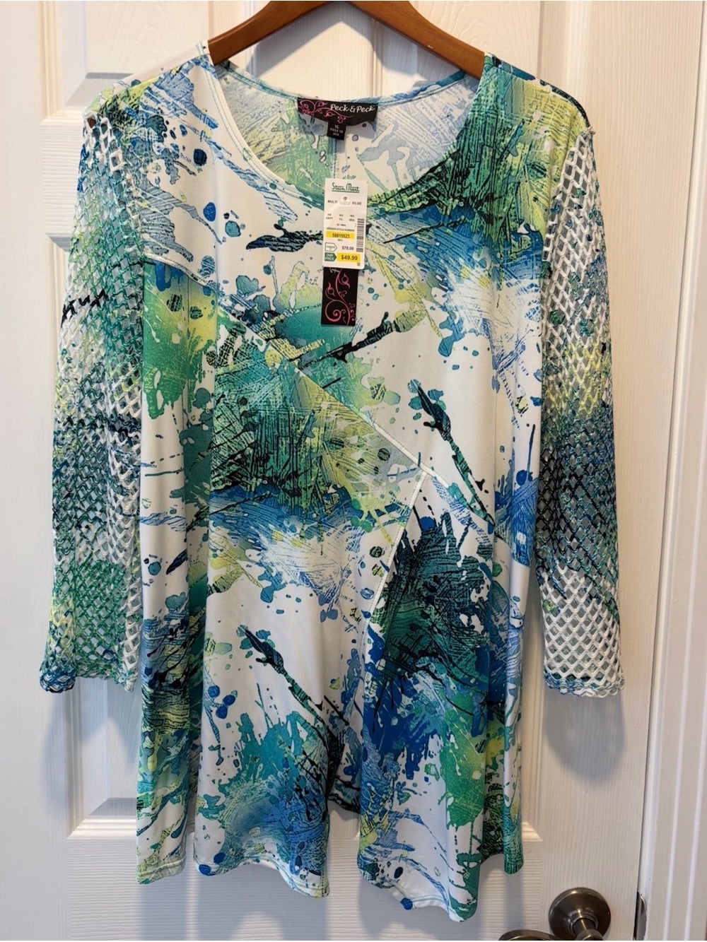 Peck & Peck White, Blue & Green Abstract V-Neck Blouse